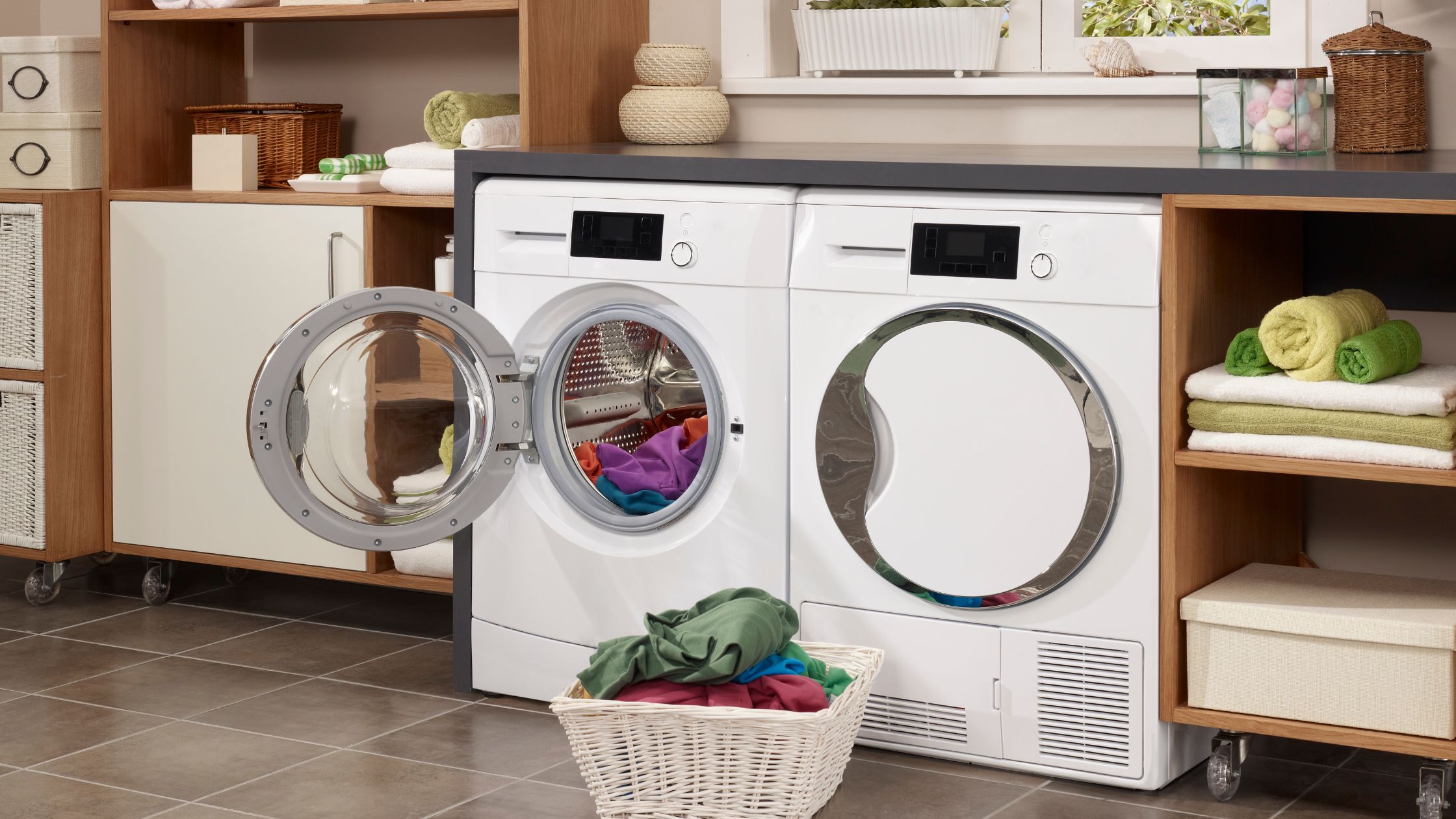 È meglio la lavasciuga o lavatrice e asciugatrice?