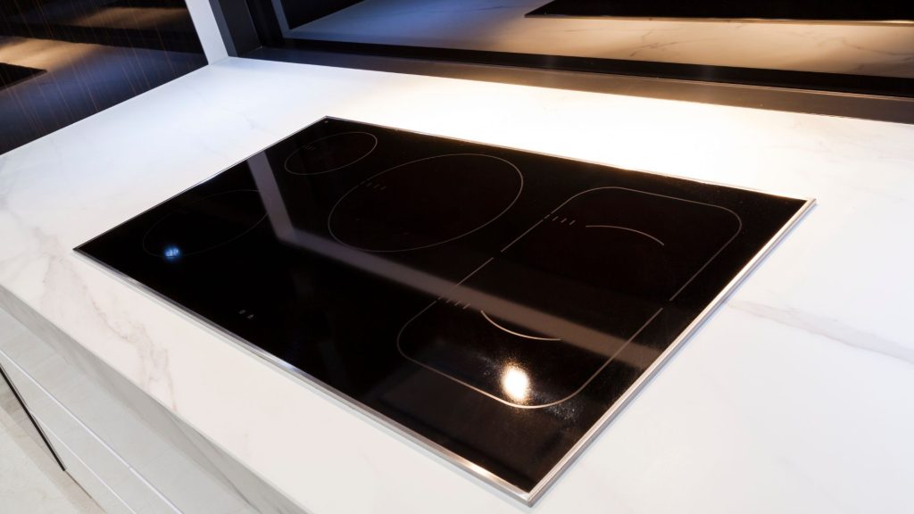 Assistenza piano cottura Indesit