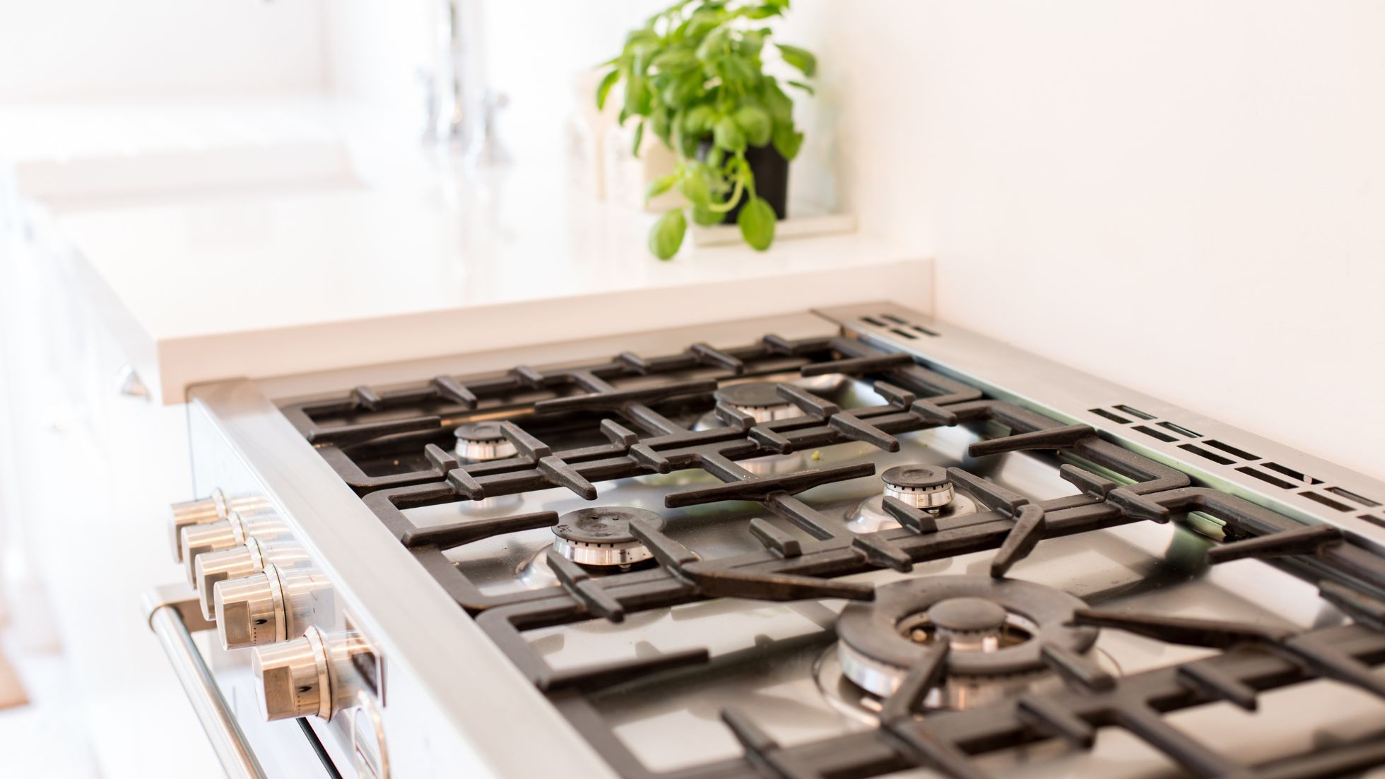 Assistenza e riparazioni per cucine e piano cottura